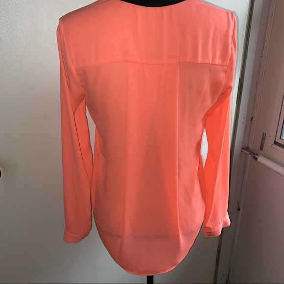 BB DAKOTA Blouse. Size small.  New. Coral like color. - Picture 4 of 6